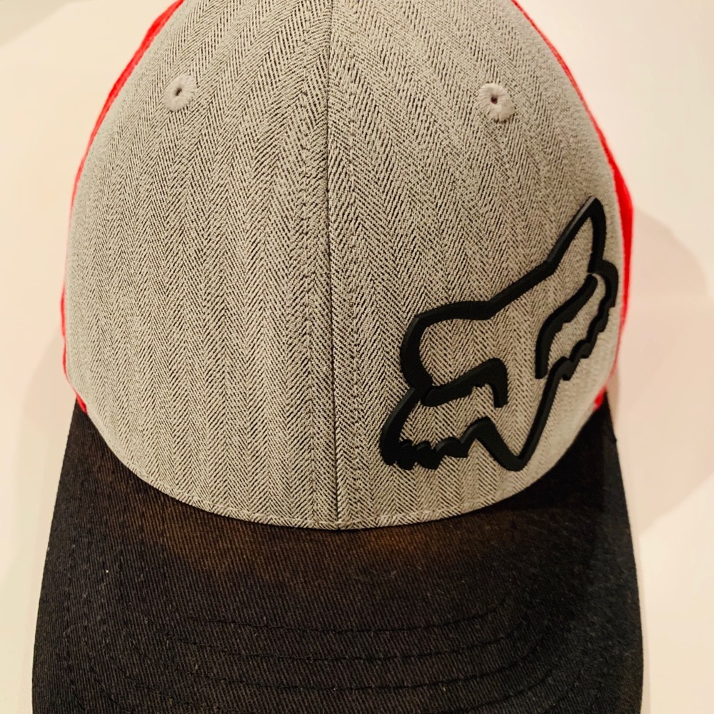 Fox cap